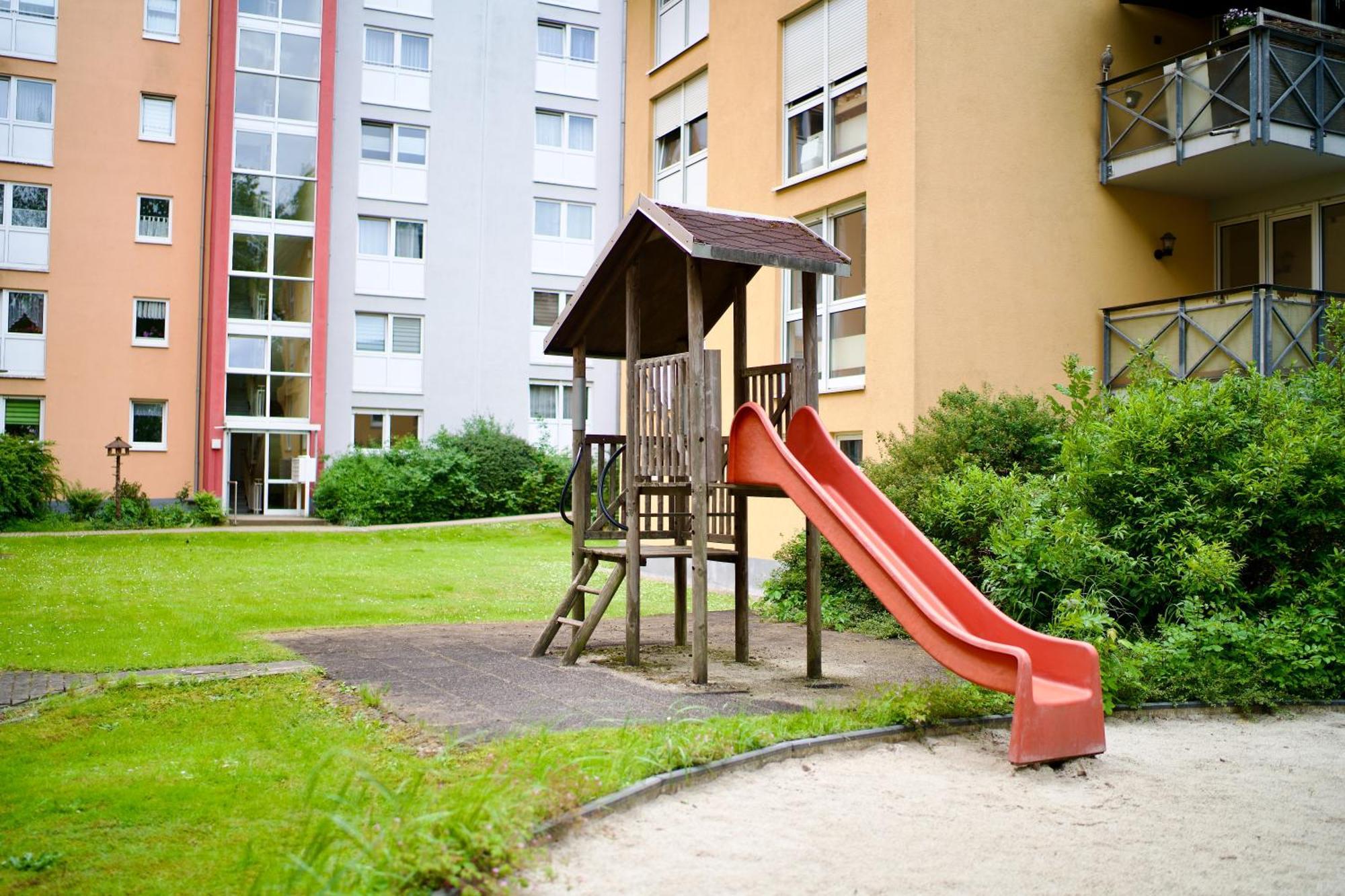 Edler Wohnraum Disney Marvel Studio Mit Balkon, Boxspringbett, Kaffeevollautomat, Lift & Parkplatz Κέμνιτς Εξωτερικό φωτογραφία