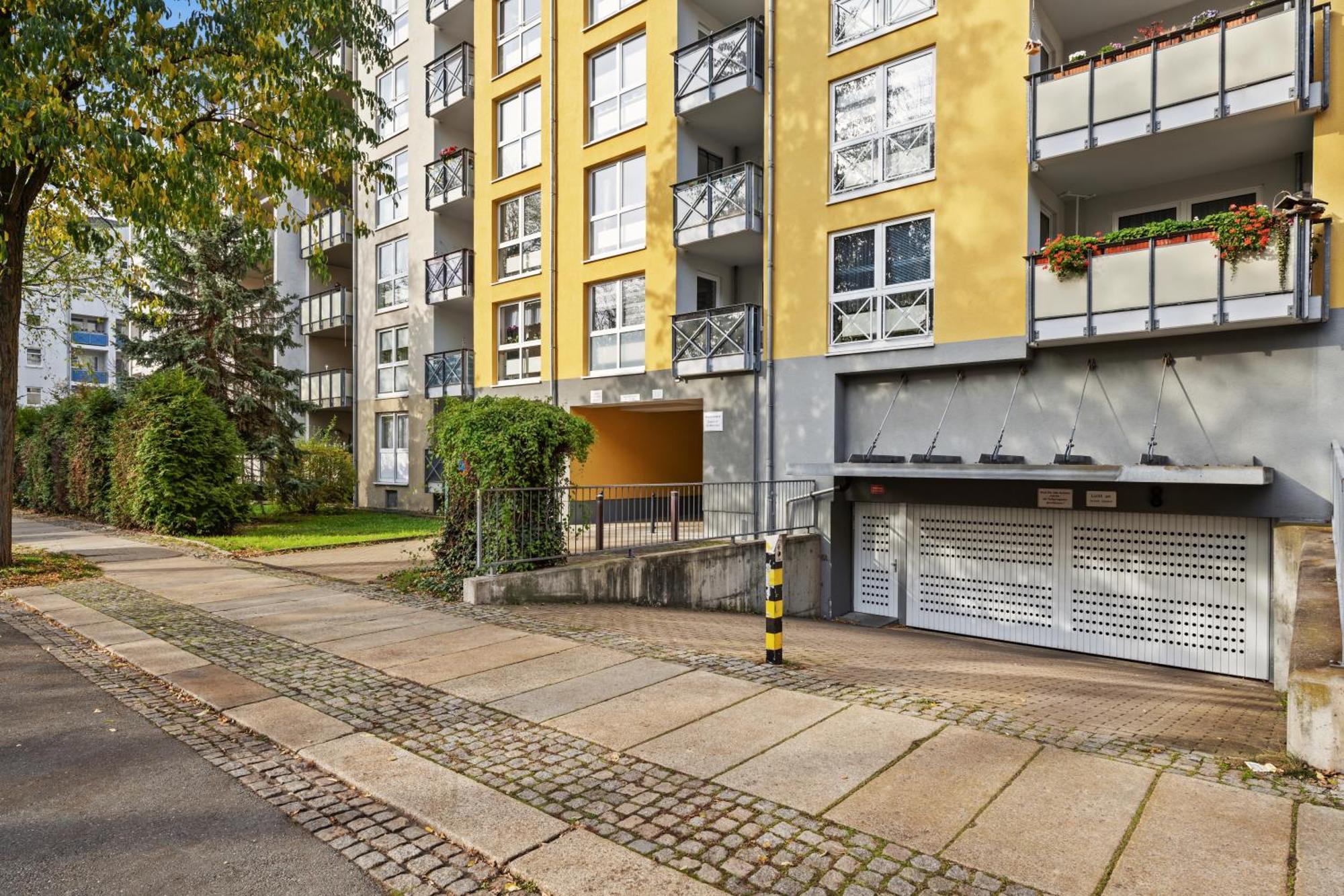 Edler Wohnraum Disney Marvel Studio Mit Balkon, Boxspringbett, Kaffeevollautomat, Lift & Parkplatz Κέμνιτς Εξωτερικό φωτογραφία