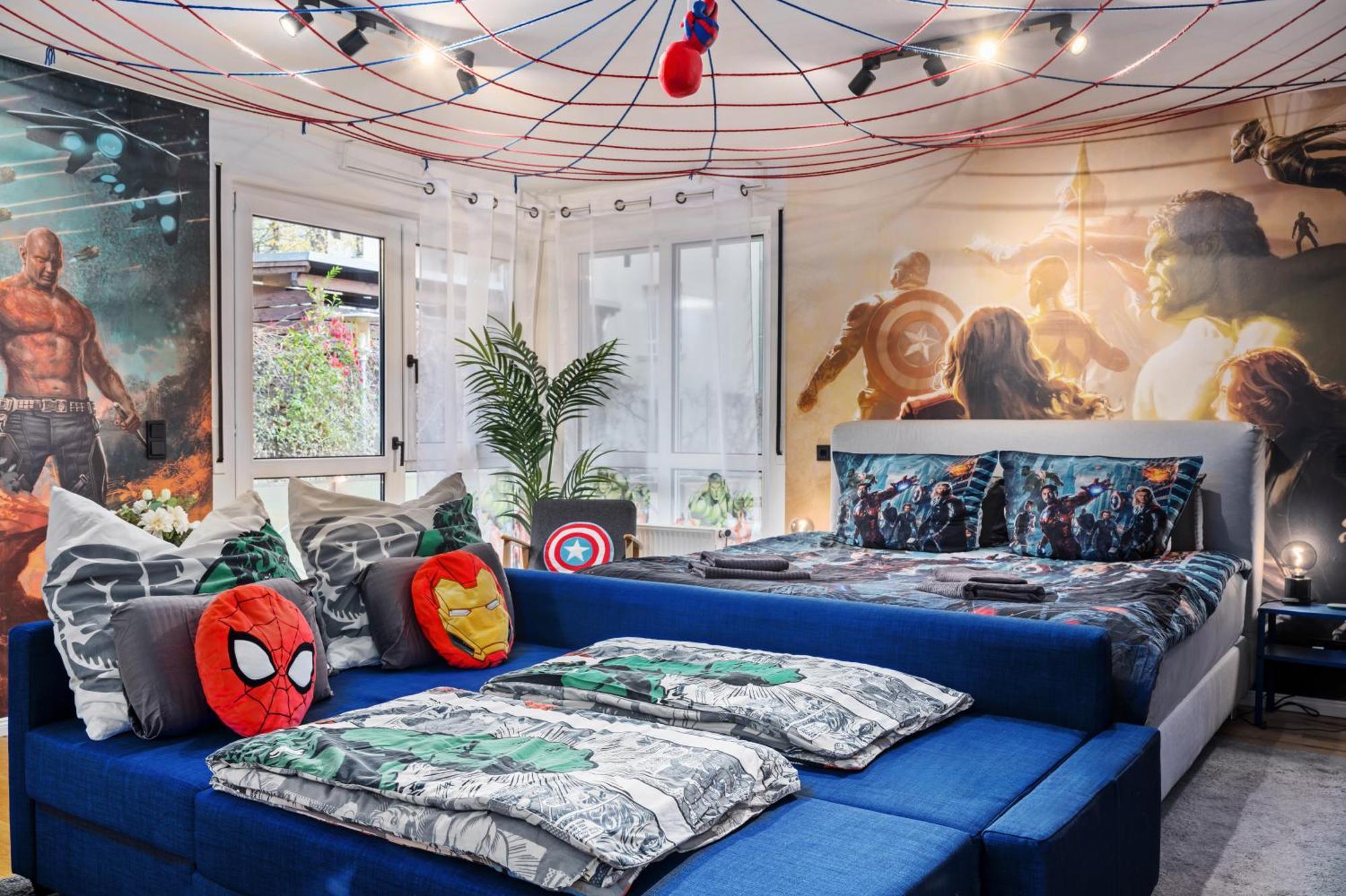 Edler Wohnraum Disney Marvel Studio Mit Balkon, Boxspringbett, Kaffeevollautomat, Lift & Parkplatz Κέμνιτς Εξωτερικό φωτογραφία