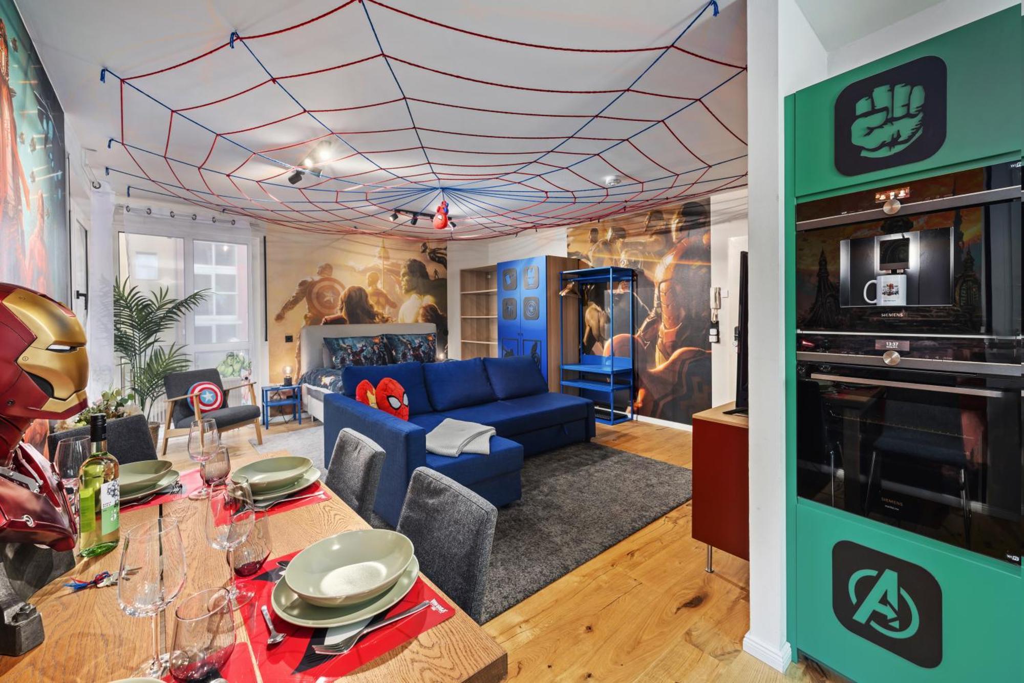 Edler Wohnraum Disney Marvel Studio Mit Balkon, Boxspringbett, Kaffeevollautomat, Lift & Parkplatz Κέμνιτς Εξωτερικό φωτογραφία